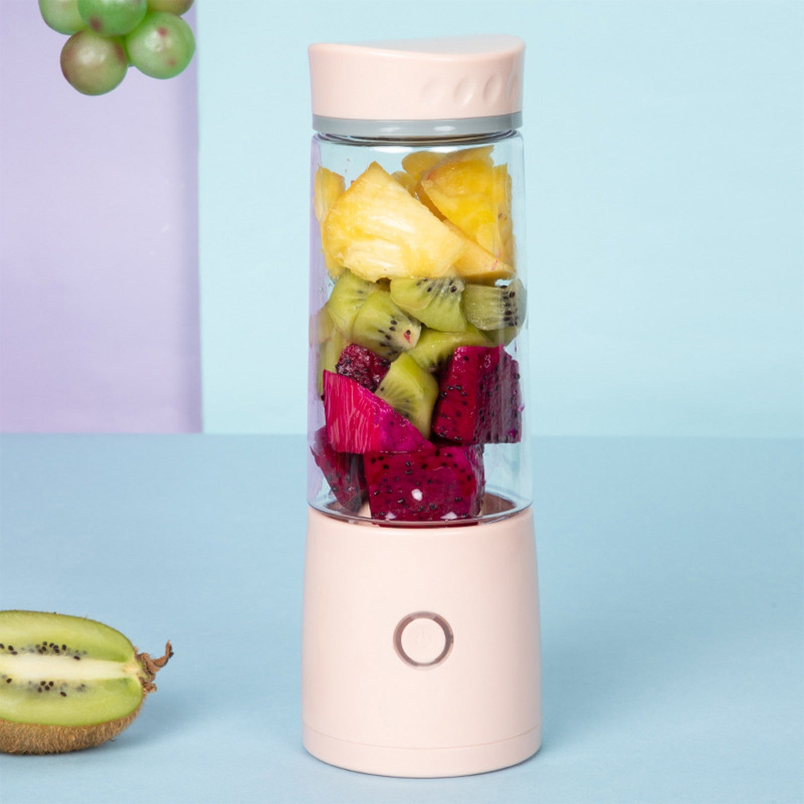 Portable USB Rechargeable Juicer, 4 Ultra-Blades Smoothie Maker, Personal Fruit Blender for Home, Travel, Office, Gym, Easy to Clean and Carry