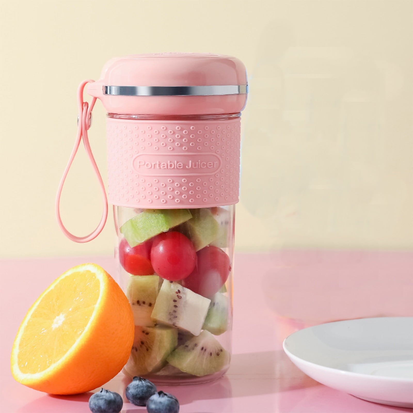 Portable Blender, Personal Size Blender for Shakes and Smoothies, Beach Blender Cup Rechargeable with Blades, Mini Fruit Juice Mixer Sport Portable Blender Rechargeable